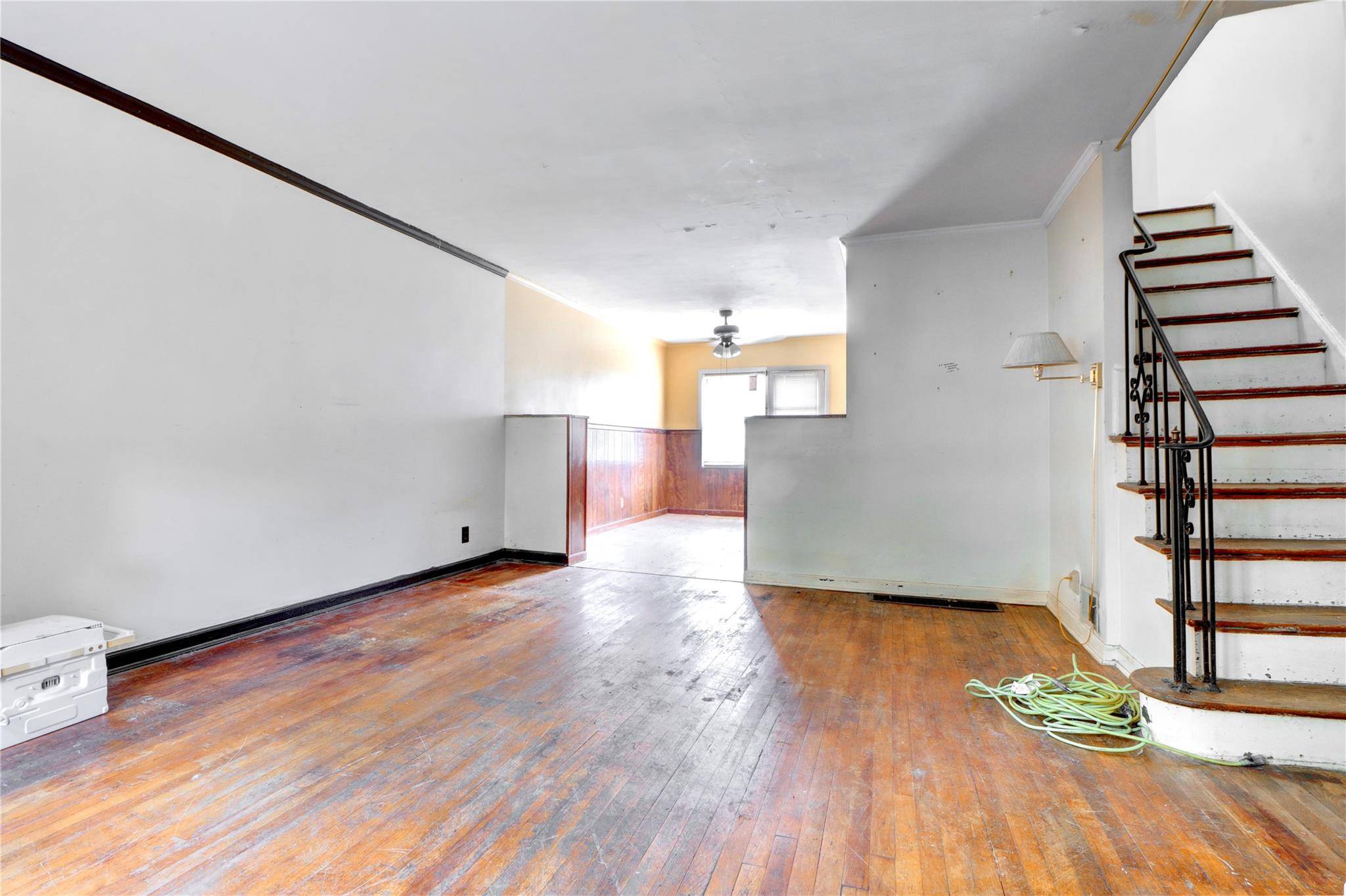 Whitestone, NY 11357,623 159th ST