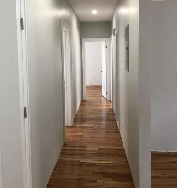 Long Beach, NY 11561,511 Laurelton BLVD