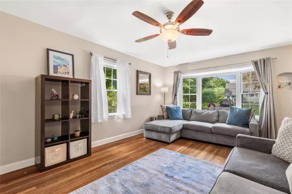 Mamaroneck, NY 10543,604 Hampshire RD