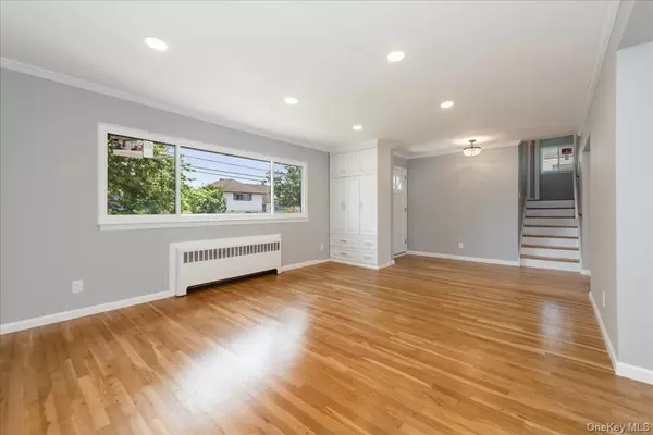 Oceanside, NY 11572,168 Concord AVE