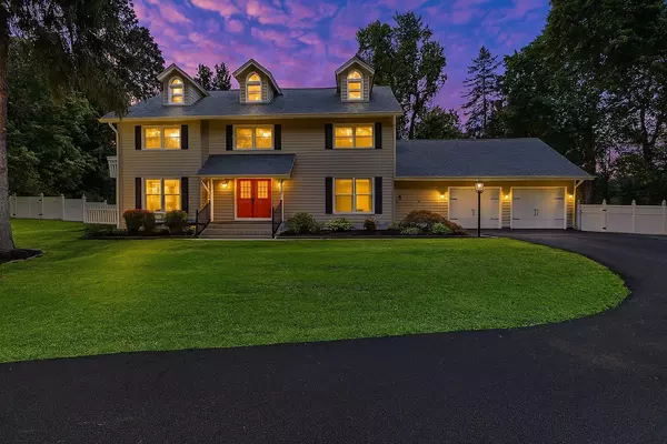 2 Glen LN, Newburgh, NY 12550