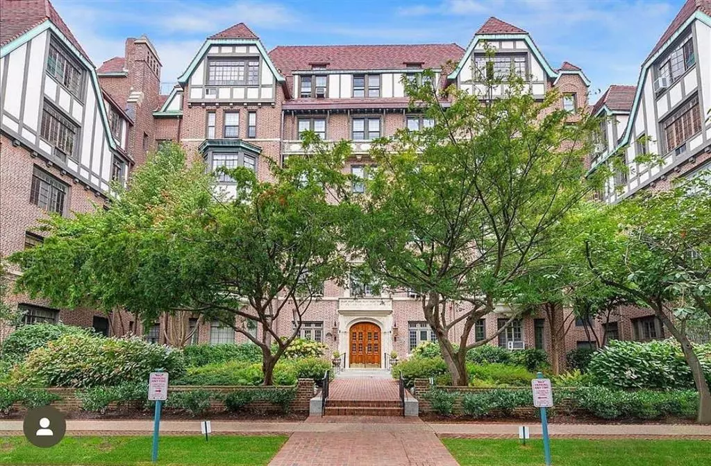 Forest Hills, NY 11375,4 Dartmouth ST #7