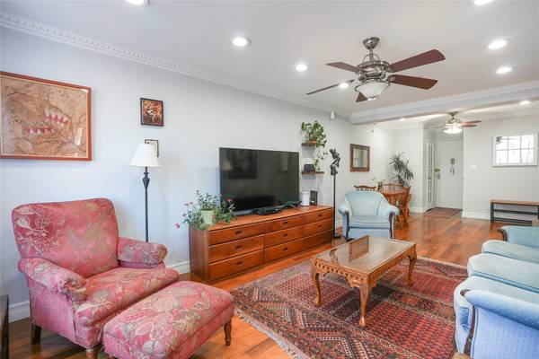 2736 Independence AVE #6A, Bronx, NY 10463
