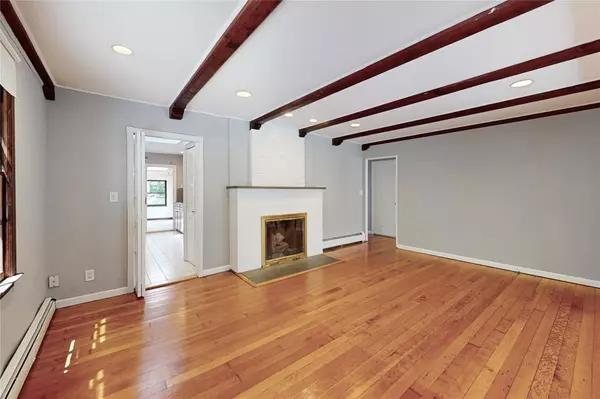 Mohegan Lake, NY 10547,3519 Hillside ST