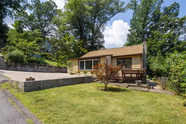 3519 Hillside ST, Mohegan Lake, NY 10547