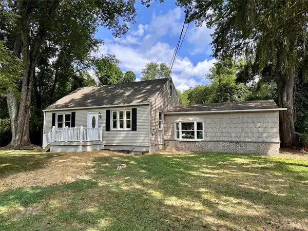 14 Judy TER, Poughkeepsie, NY 12601