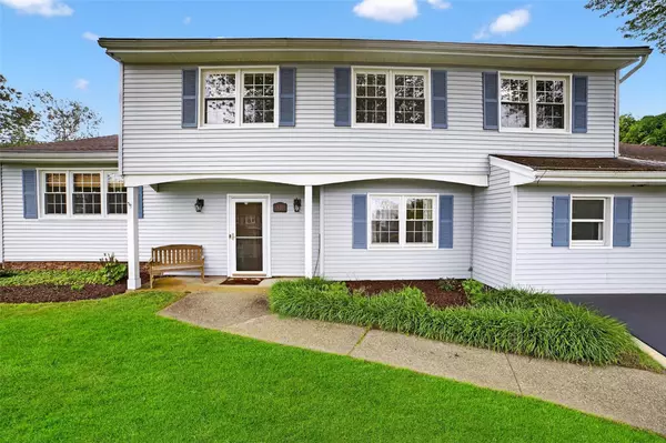 Yorktown Heights, NY 10598,531 Manchester RD