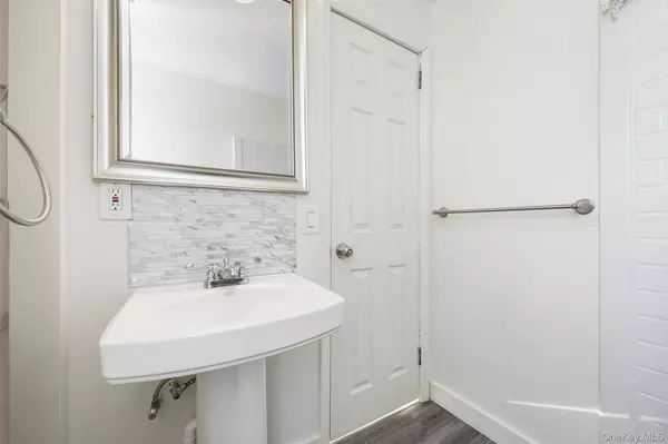 Greenwood Lake, NY 10925,620 Jersey AVE ##2