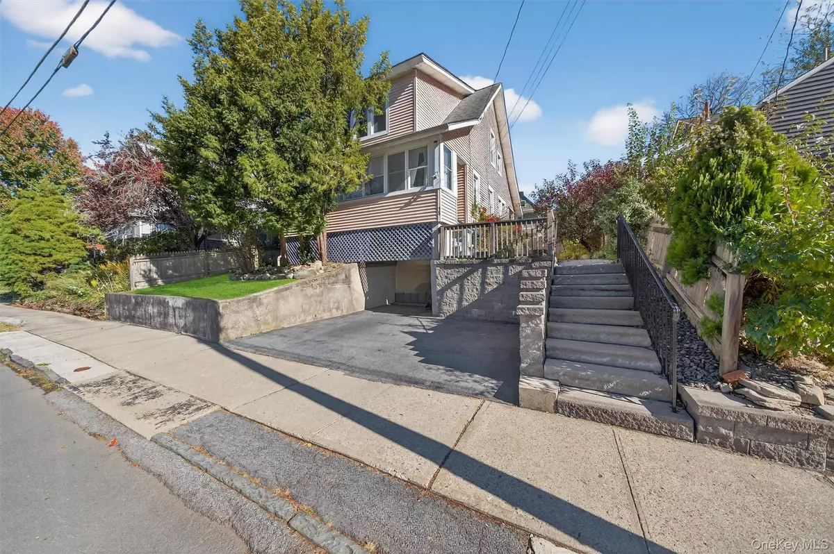 Middletown, NY 10940,15 Commonwealth AVE