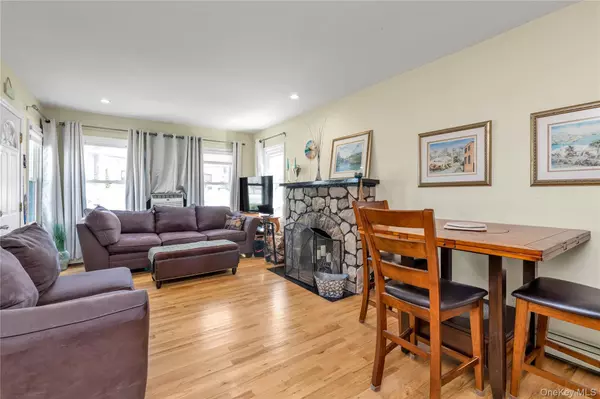 Island Park, NY 11558,9 Hamilton AVE