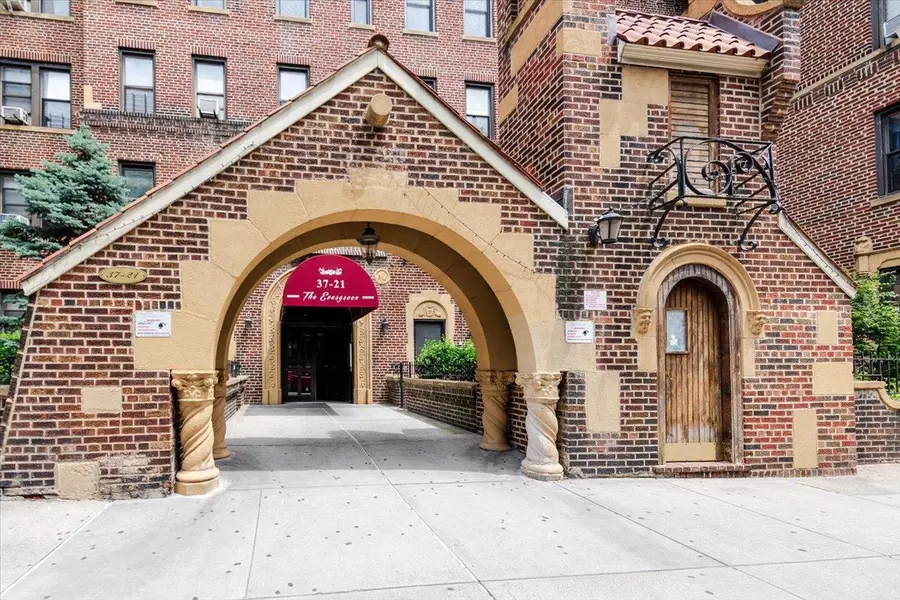 37-21 80th ST #4-H, Jackson Heights, NY 11372