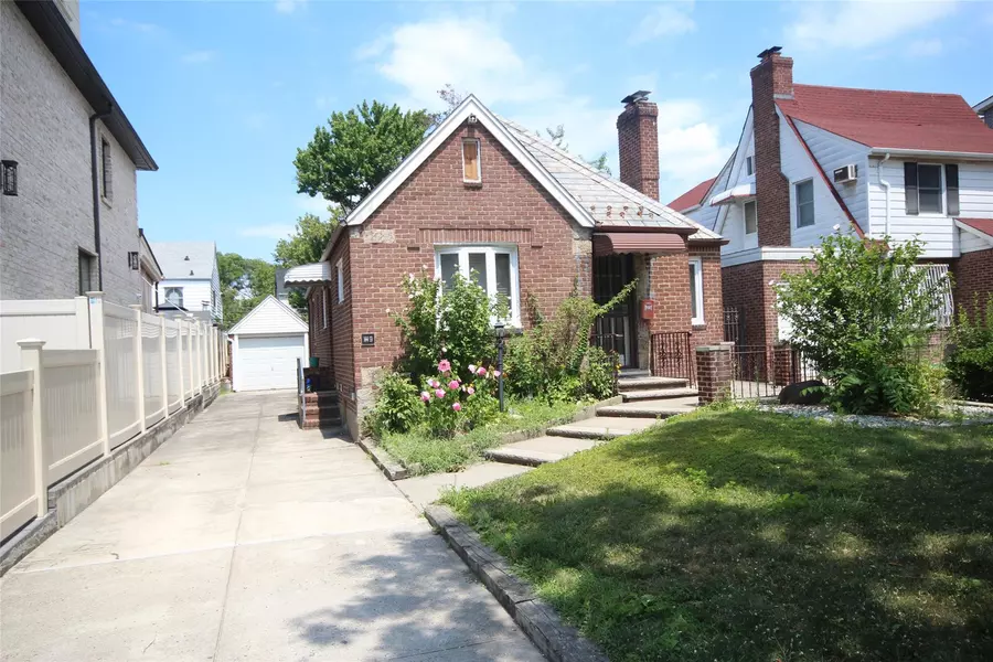 14433 Coolidge AVE, Briarwood, NY 11435