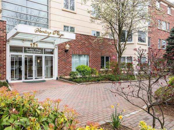 171 Great Neck RD #3H, Great Neck, NY 11021