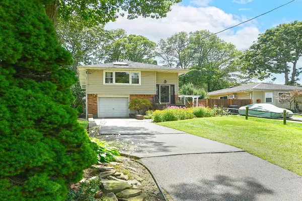 2452 Motor Pkwy, Ronkonkoma, NY 11779