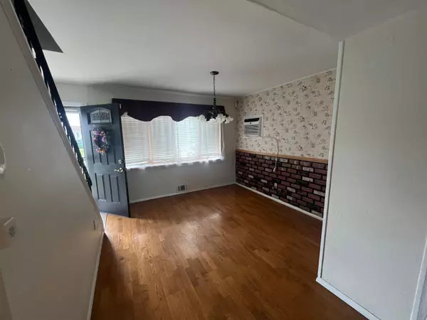 Hicksville, NY 11801,86 Vincent RD
