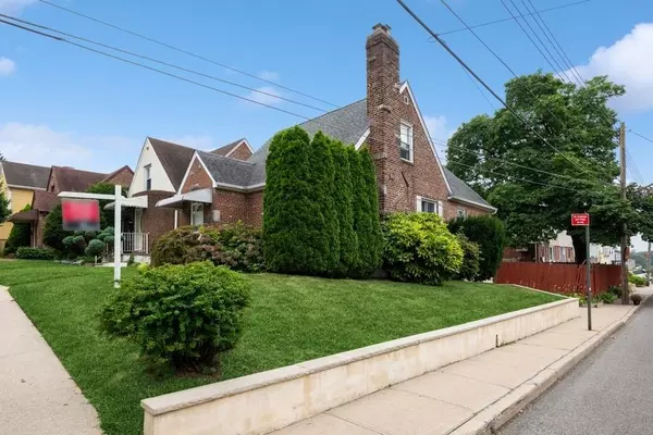 Little Neck, NY 11362,5006 Marathon Pkwy