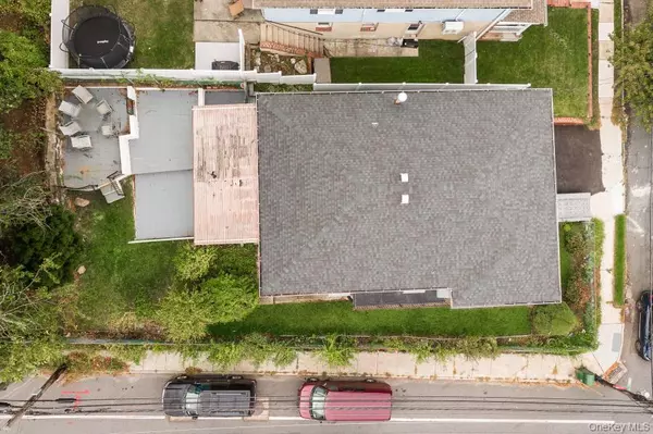 Yonkers, NY 10704,2 KIMBALL TER