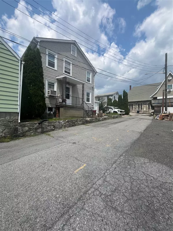 Highland Falls, NY 10928,3 Oneill CT
