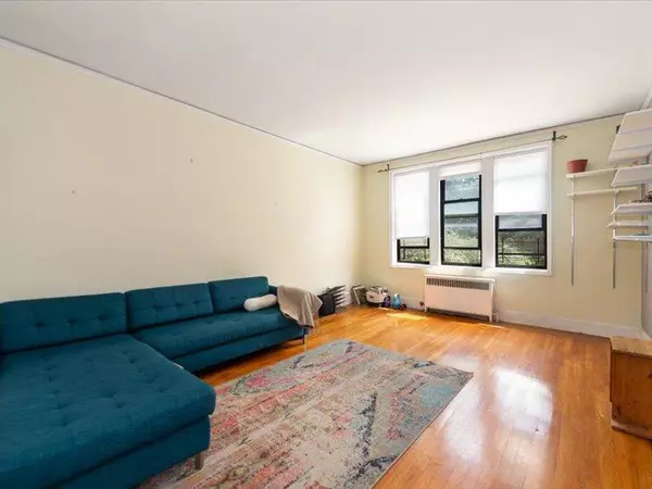 Bronx, NY 10463,3875 Waldo AVE #2C