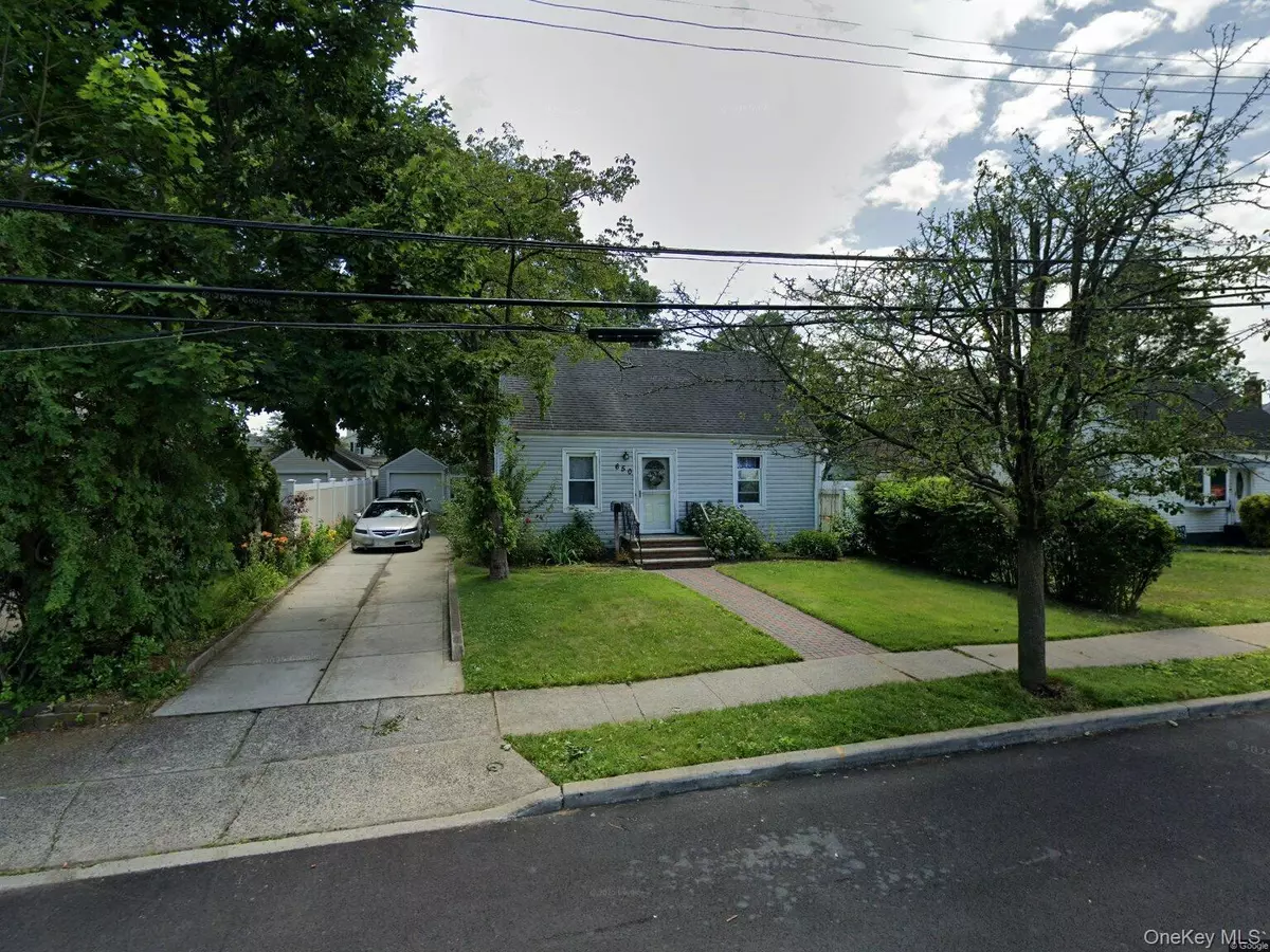 South Hempstead, NY 11550,650 IRENE ST