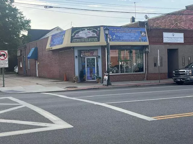Baldwin, NY 11510,1951-1953 Grand AVE
