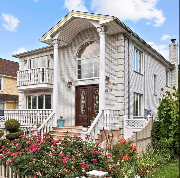 3531 212th ST, Flushing, NY 11361