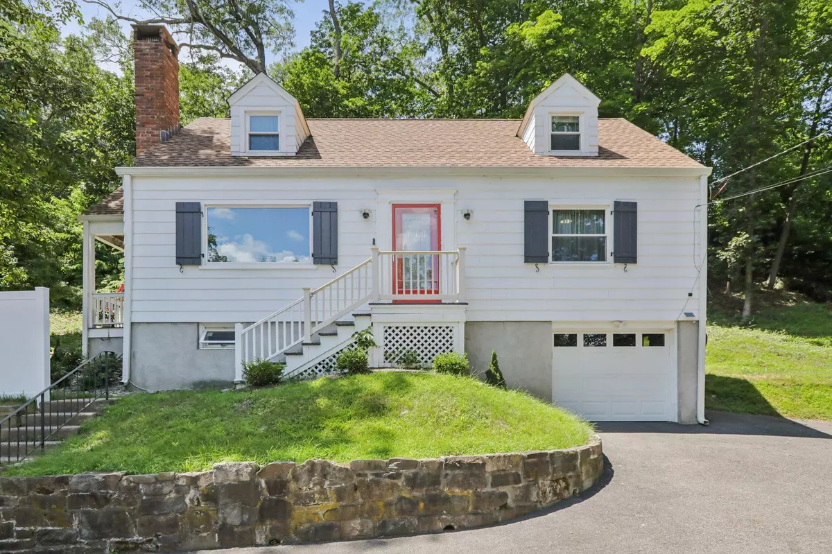 Nyack, NY 10960,1136 Route 9W