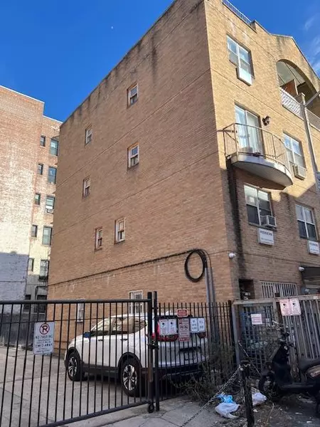 4169 Summit CT, Flushing, NY 11355