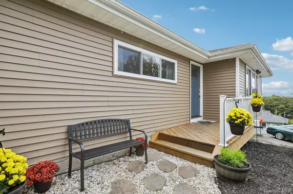 New Windsor, NY 12553,128 Bethlehem RD
