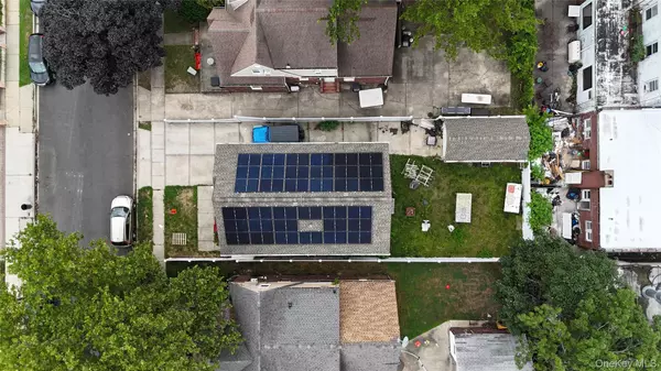 Hempstead, NY 11552,170 Ivy ST