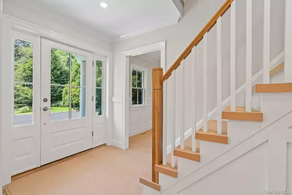 Laurel Hollow, NY 11791,1692 Route 25A/ Private RD