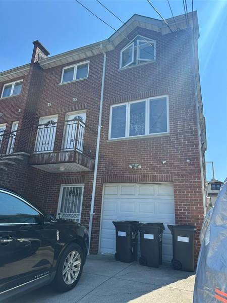 4557 160th Street, Flushing, NY 11358