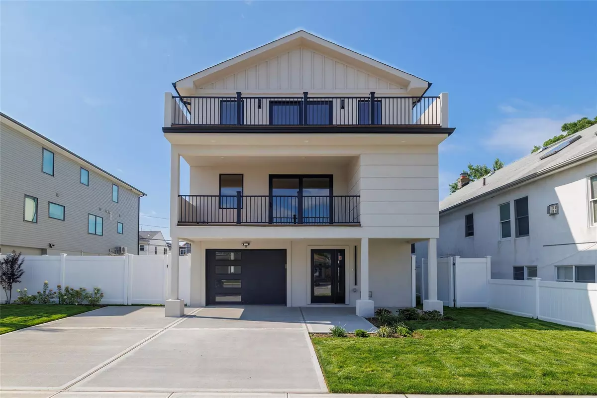 Long Beach, NY 11561,344 E Fulton ST