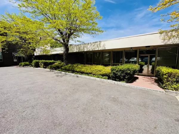 White Plains, NY 10607,77 Tarrytown RD #1S