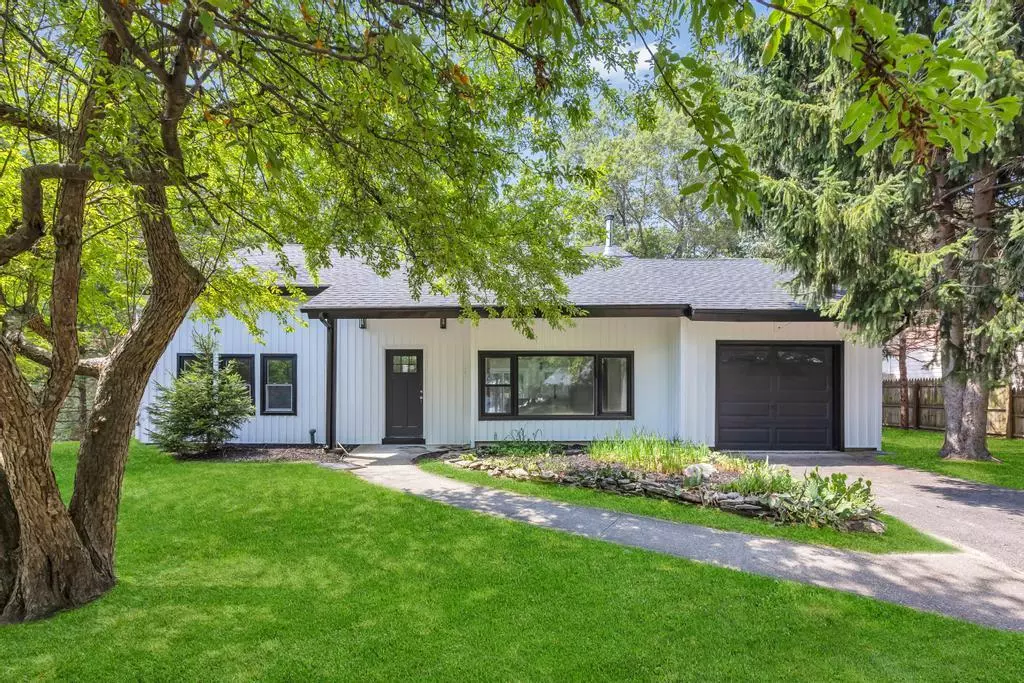 Coram, NY 11727,14 Sequoia DR