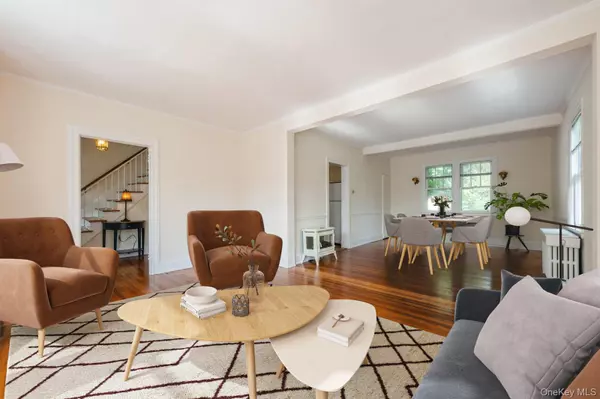 Locust Valley, NY 11560,49 High ST