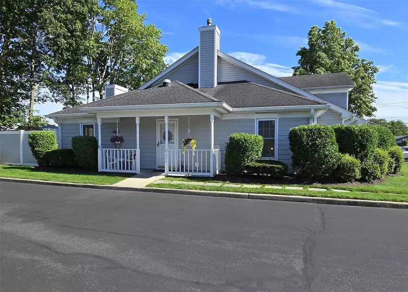 865 Church ST #4A, Bohemia, NY 11716