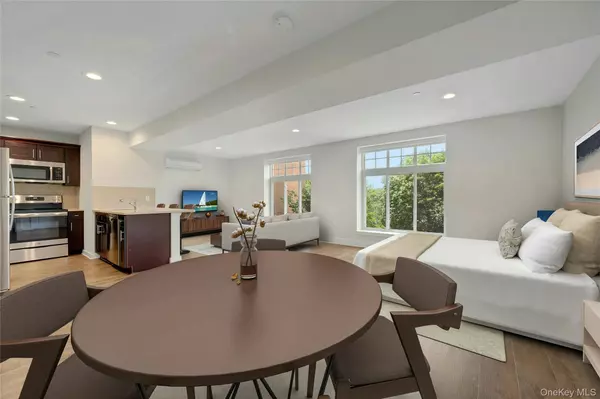 Eastchester, NY 10709,40 Jackson AVE #4T