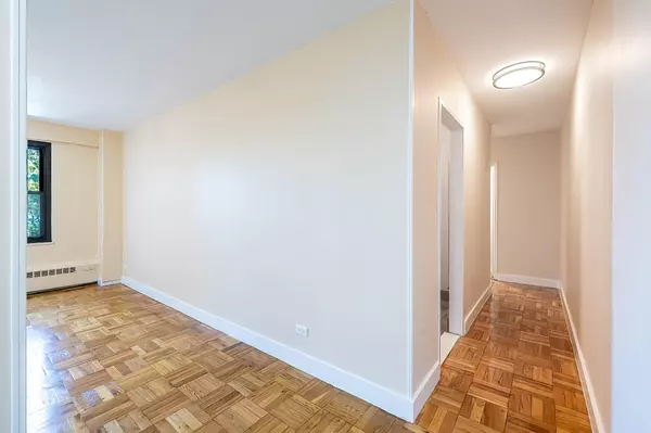 Bronx, NY 10463,3850 Sedgwick AVE #7A