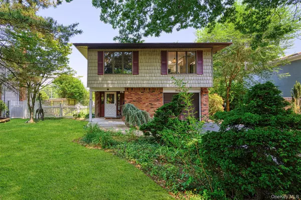Northport, NY 11768,44 Milland DR