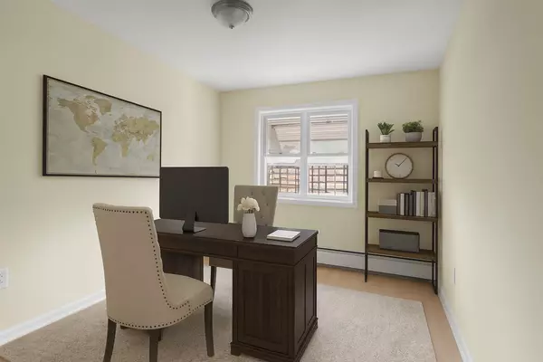Bronx, NY 10469,2939 Colden AVE