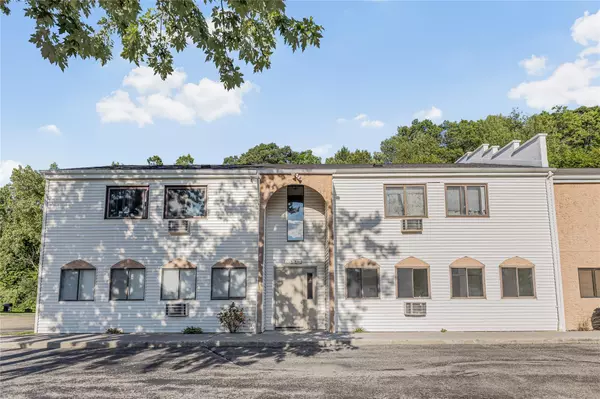 33 Scarborough LN #C, Wappingers Falls, NY 12590