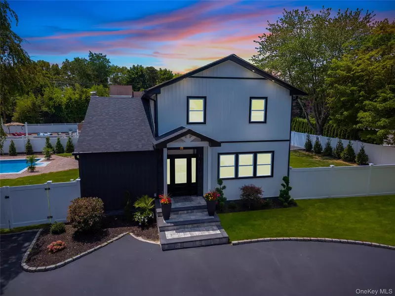 2 Polo ST, Dix Hills, NY 11746