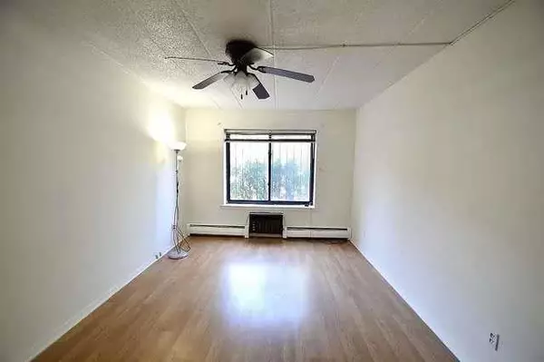 Corona, NY 11368,54-09 108th ST #1D