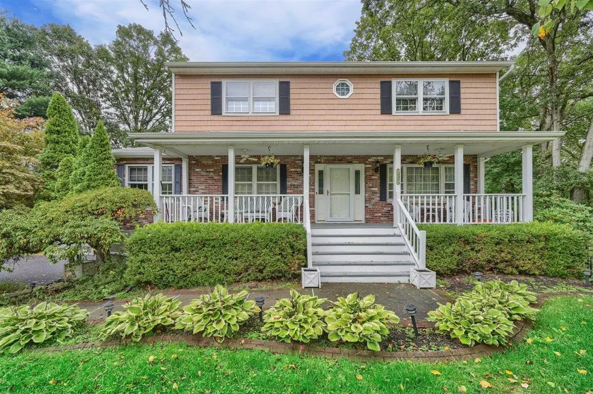 Washingtonville, NY 10992,129 Barnes RD