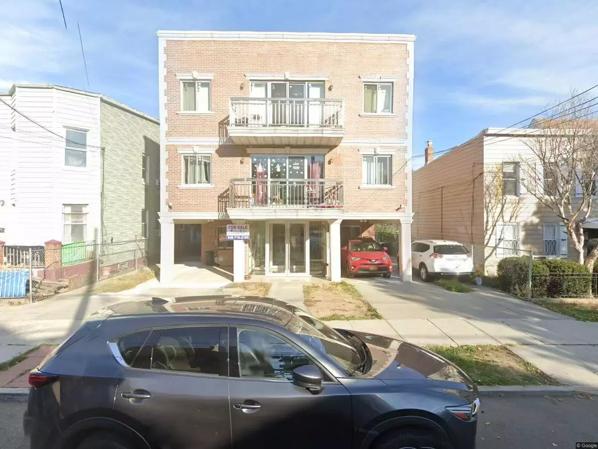 Corona, NY 11368,10831 50th AVE #3A