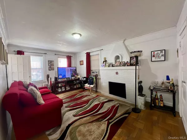 Corona, NY 11368,102-56 46th AVE