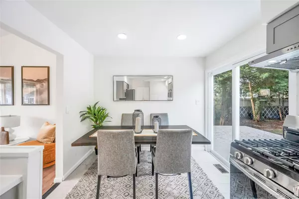 Deer Park, NY 11729,295 W 24th ST