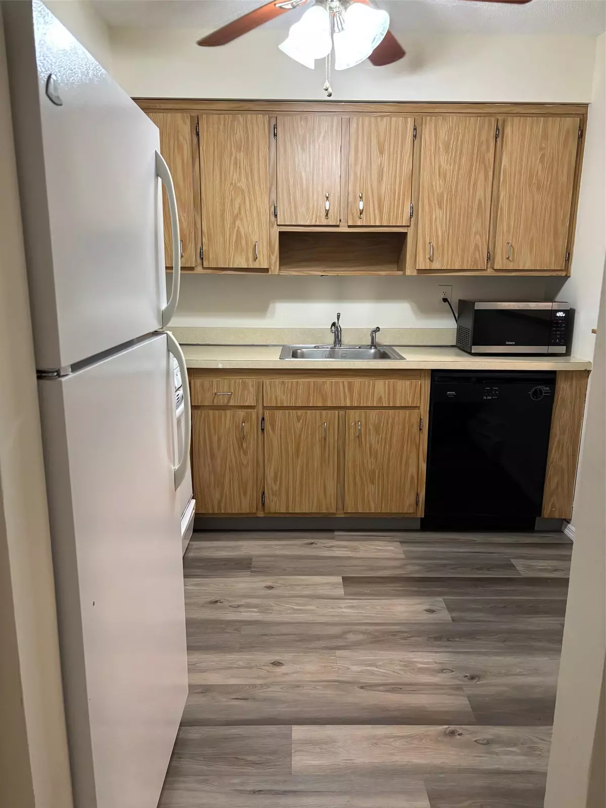 Congers, NY 10920,13 N Rockland AVE #6