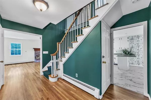 Cortlandt Manor, NY 10567,3 Gilman LN